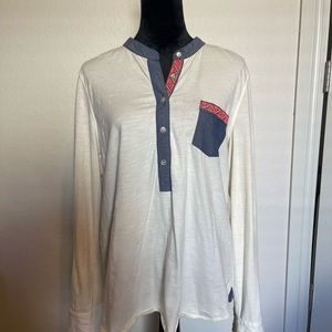 Vineyard vine, size large cream top